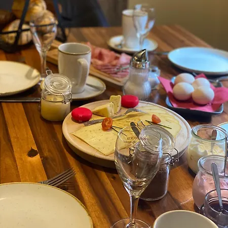 Gast- Und Pensionshaus Pilgereck * Trendelburg